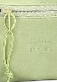 Johnny Urban TONI PU - Övtáska - limette