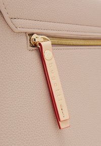 bugatti ELLA - Borsa a tracolla - beige