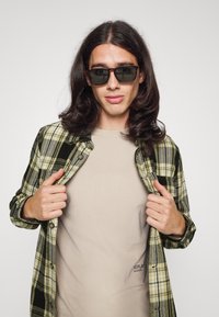 Only & Sons ONSSCOTT CHECK OVERSHIRT - Chemise - black