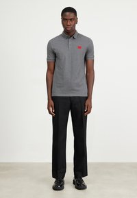 HUGO DERESO - Poloskjorter - medium grey