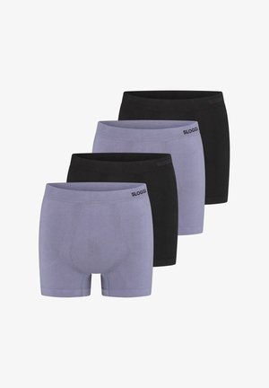 Neljä paria Sloggi-boxereita: kaksi mustaa ja kaksi laventelia. Valmistettu sileästä kankaasta, jossa on mukava vyötärö ja yksinkertainen muotoilu.