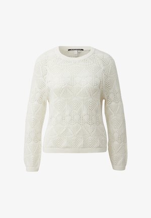 Pull en maille blanc à manches longues avec un col rond et un motif texturé en losanges et chevrons sur tout le tissu.