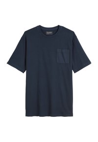 Marineblauwe t-shirt van katoen, met een ronde hals en korte mouwen, voorzien van een klein patch pocket aan de linkerkant van de borst.