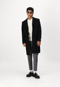 Lacoste Klassikaline mantel - noir