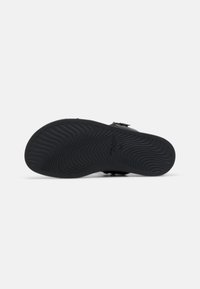 Thumbnail Image 9