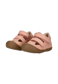 Rosa Leder Schuhe mit zwei Klettverschlüssen, abgerundeter Zehe und Ausschnitten. Gummisohle mit strukturierter Oberfläche für besseren Halt.