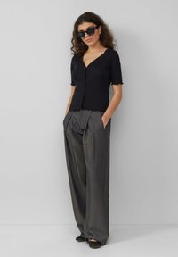 QS BABYLOCK-RANDEN - Hemd - schwarz