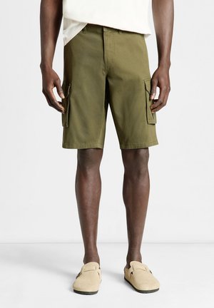 Calliope, PANTALONE CORTO TINTA UNITA - Short - verde militare
