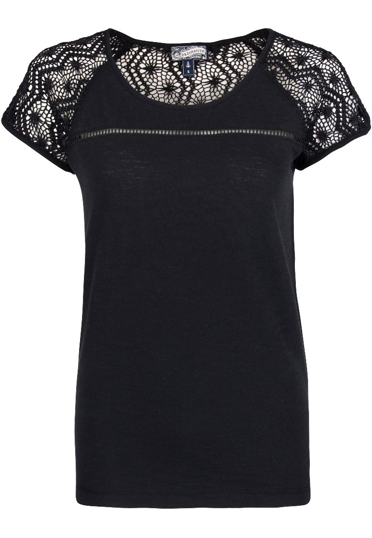 Top negro de manga corta con mangas y yoke de encaje de ganchillo floral, escote redondo y un pequeño detalle de malla horizontal en el pecho.