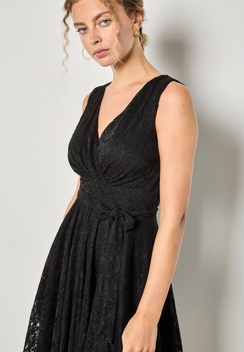 apricot black dress Delicate Details Dress Black / S main image 1