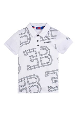 Polo bianca con grandi motivi a "B" delineati in nero, scritta "BUGATTI" sul petto, maniche corte, colletto con bottoni e rifinitura interna del colletto in rosso, bianco e blu.