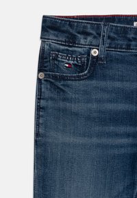 Tommy Hilfiger NORA DARK WASH - Jeans slim fit - midblue