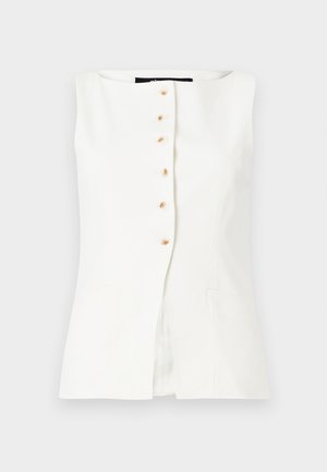 Weiße ärmellose Bluse mit rundem Ausschnitt, sieben beigen Knöpfen an der Vorderseite und zwei seitlichen Taschen für zusätzliche Details.