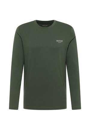 Tričko s dlhým rukávom z tmavozelenej bavlny, s okrúhlym výstrihom a malým bielym logom na hrudi. Hladká textúra, regulárny strih.