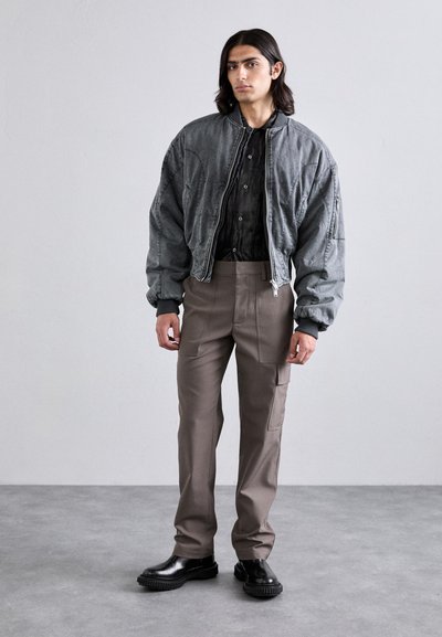 Han Kjøbenhavn WASHED PADDED JACKET - Μπουφάν τύπου bomber - black