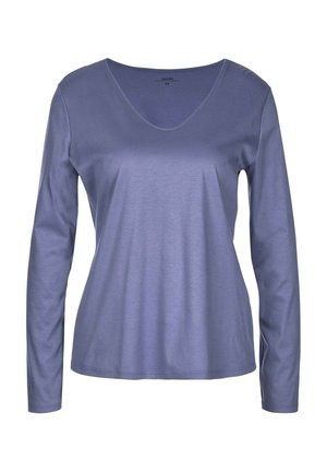 Paars T-shirt met lange mouwen en V-hals, gemaakt van zachte stof. Heeft een relaxed fit, soepele textuur en eenvoudig ontwerp.