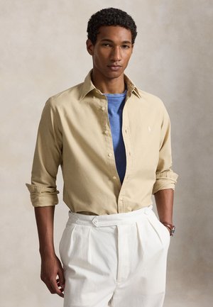 Polo Ralph Lauren CUSTOM FIT GARMENT-DYED OXFORD SHIRT - Πουκάμισο - dune tan