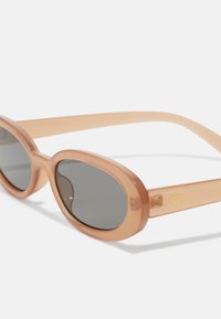 CHPO ALICE UNISEX - Päikeseprillid - milky tea/grey