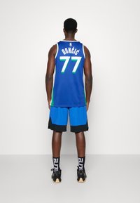 Nike Performance Träningsshorts - blue