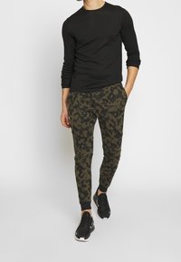 Casual Friday Strickpullover - black