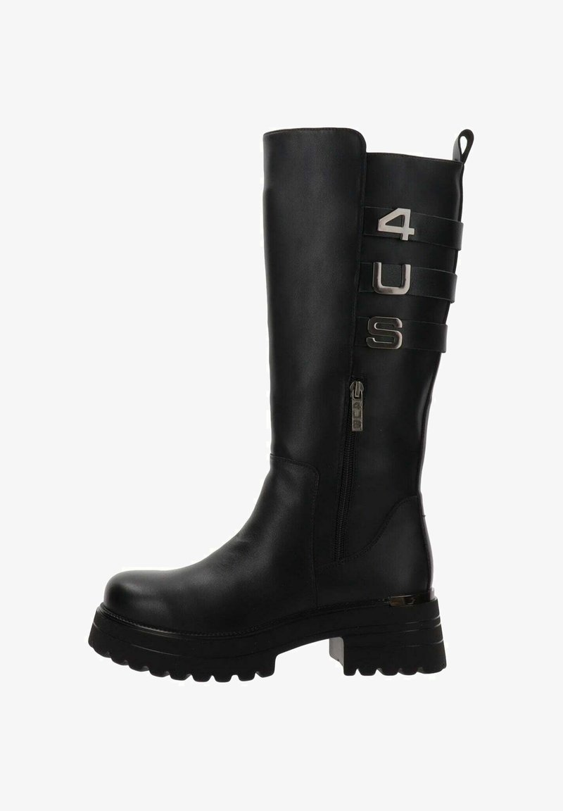 Botte noire jusqu'au genou en cuir lisse, avec une fermeture éclair sur le côté, des accents texturés et des détails décoratifs en métal. Semelle épaisse.