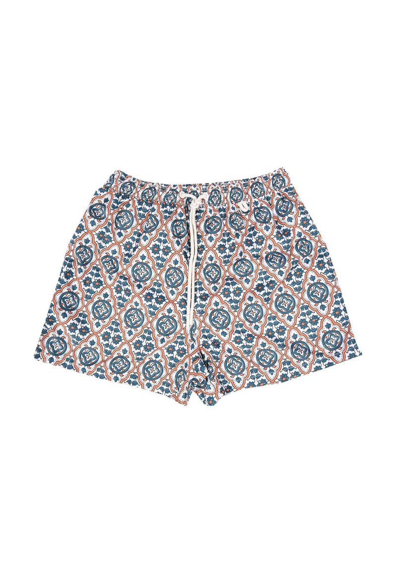 Costumi da bagno con motivo, dotati di una vita elastica, caratterizzati da intricati design blu, arancione e bianco. Il materiale sembra leggero e traspirante.