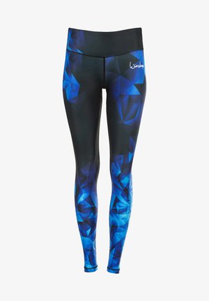 Leggings en tissu noir extensible avec un motif géométrique bleu. Ils présentent une taille haute et un logo de la marque à l'avant. Texture lisse.