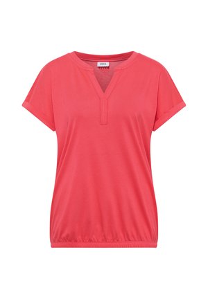 Blouse corail à manches courtes avec fente en V au col, poignets retroussés et ourlet élastique, présentée sur fond blanc.