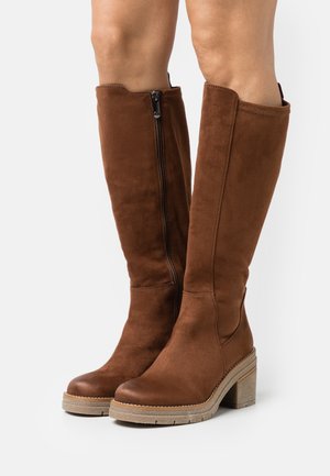 Platform boots - cognac