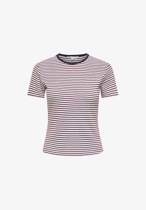 T-shirt blanc à manches courtes avec fines rayures horizontales bordeaux et col rond côtelé noir.