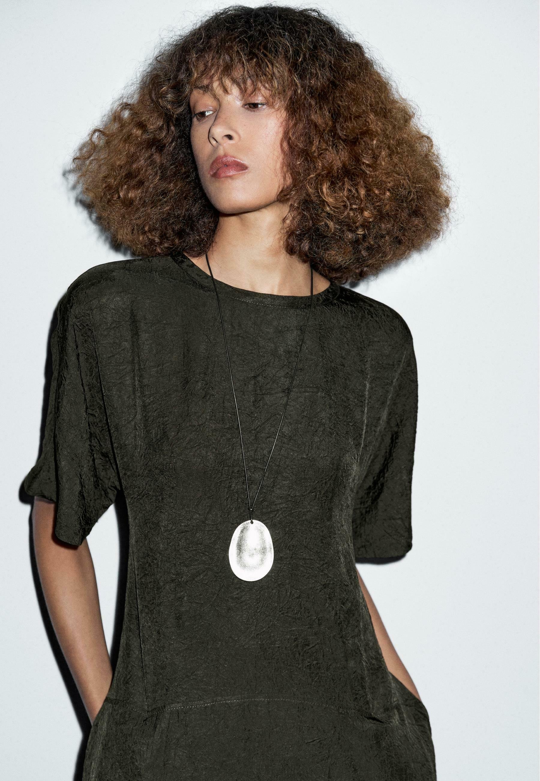 Massimo Dutti SHORT SLEEVES - Maxi dress - mottled green - Zalando.co.uk