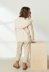 Next BORG  STANDARD - Fliisjakk - cream