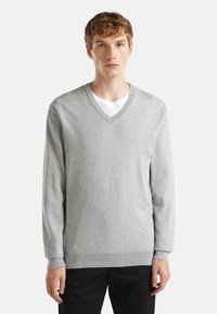 United Colors of Benetton V-NECK - Sweter