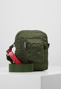 Alpha Industries - CREW CARRY BAG - Sac bandoulière - sage green Image miniature 1