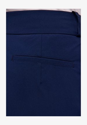 FALKE, GOLF HOSE - Outdoorbukser - space blue