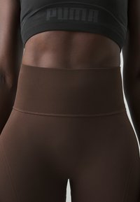 Puma SHAPELUXE SEAMLESS - Tajice - espresso brown