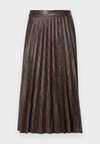 VMNITA PLISSE SNAKE SKIRT - Falda acampanada - chocolate torte