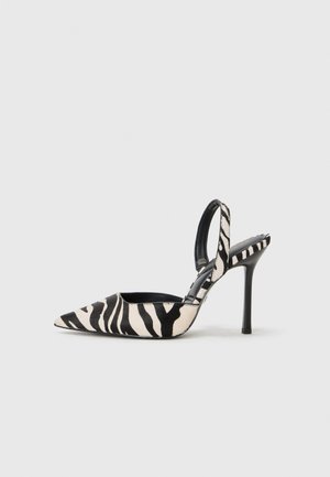 BEROLDEN - High heels - white/black