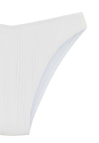 White ribbed bikini bottom made from stretchy fabric. Features a smooth inner lining and elastic waistband for a snug fit.