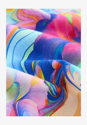 Material colorat cu modele spirale în nuanțe de albastru, roz, verde și portocaliu, prezentând o textură netedă și un design vibrant.