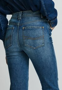Next - Jeansy damskie mom fit