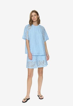 Moves, AVELINE TEE  - Nyomott mintás póló - airy blue