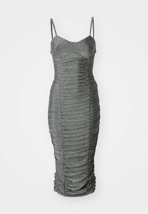 Szürke, testhezálló ruha összegyűrt textúrával, állítható spagetti pántokkal és ceruza siluettal. Fényes, rugalmas anyagból készült.