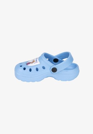 Zoccolo blu chiaro con aperture per la ventilazione, una cinghia posteriore per supporto e un disegno decorativo sulla parte superiore. Realizzato in materiale flessibile.