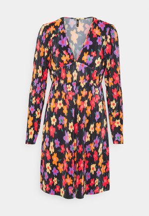 ONLY Petite ONLCLAUDIA DRESS - Päevakleit - black/multicolor
