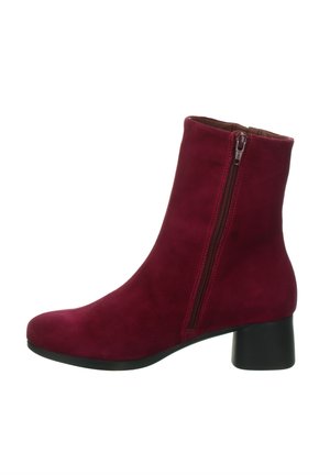 Classic ankle boots - red