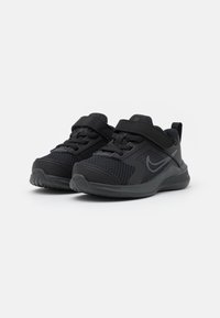 Nike Performance Zapatillas running asfalto - black