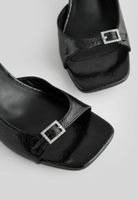 Next Sandaalid - black