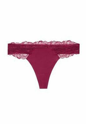 Perizoma in pizzo bordeaux con cintura in pizzo floreale e pannello frontale in tessuto opaco.