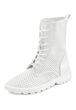 Šněrovací kotníkové boty - white